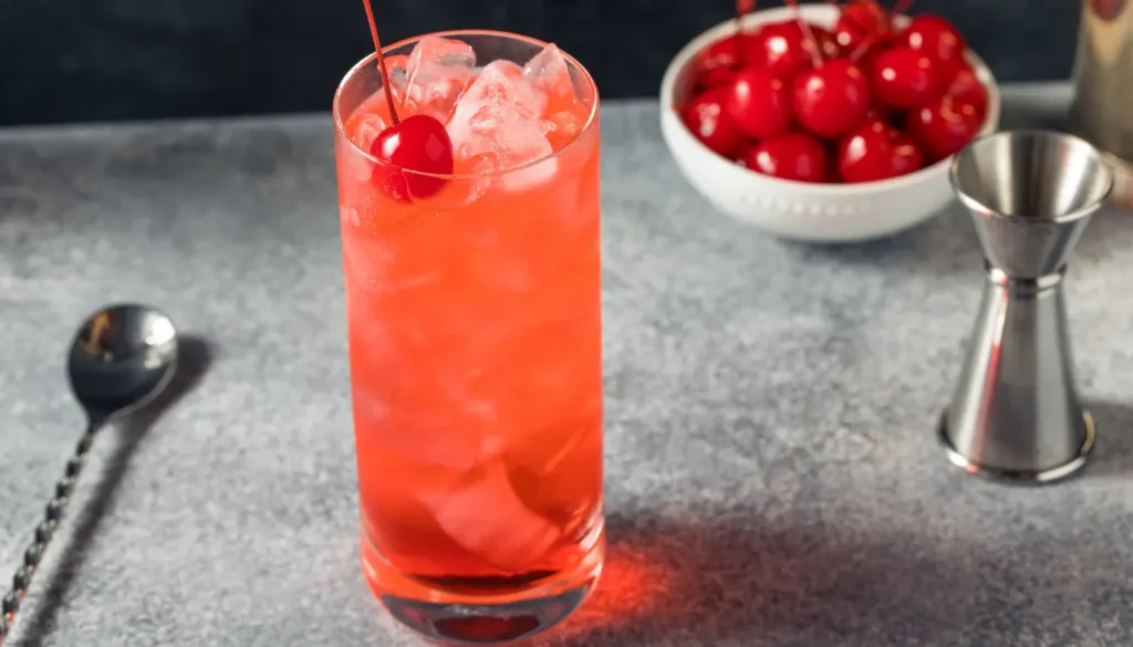 How to Make the Best Shirley Temple Mocktail in 5 Easy Steps